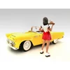 Kép 3/4 - AMERICAN DIORAMA 23863 Carhop #Brittany figura modell 1:18