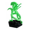 Kép 4/5 - Alien vs Predator Glow In The Dark figura modell 1:16 "Predator-Vison Xenomorph"