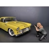 Kép 4/4 - Weekend Car Show-III figura modell 1:24