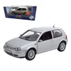 Kép 5/5 - 1997 Volkswagen Golf IV ezüst modell autó 1:18