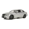 Kép 1/11 - Mercedes-Benz C63 AMG ezüst 2008 modellautó 1:18