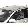 Kép 11/11 - Mercedes-Benz C63 AMG ezüst 2008 modellautó 1:18