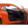 Kép 10/11 - Dodge Challenger R/T Scat Pack Widebody "Hazzard Tribute 01" narancssárga 2023 modellautó 1:18