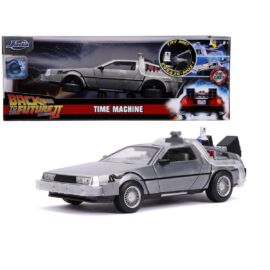 Back To The Future Delorean part 2 including hoover mode&lights modell autó 1:24