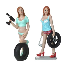 MOTORHEAD Tire Brigade Set #5 #771 Michele & Meg figura modell 1:18