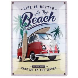 Volkswagen Bulli "Life Is Better At The Beach" metál dombornyomott fémplakát 30 x 40 cm "63441"