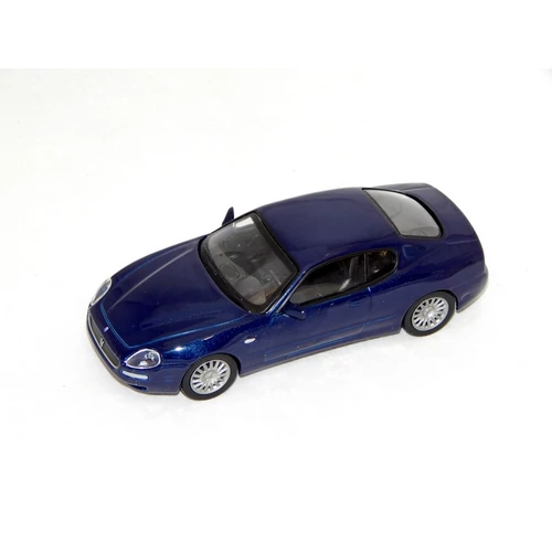 2014magma42002012maseratidblue001.jpg