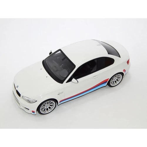 2015gt703bmwe82motorsportw001.jpg