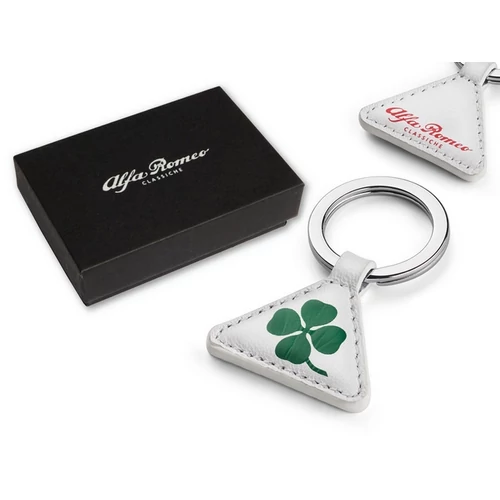 2018alfaromeo6002350386lackeyring001.jpg
