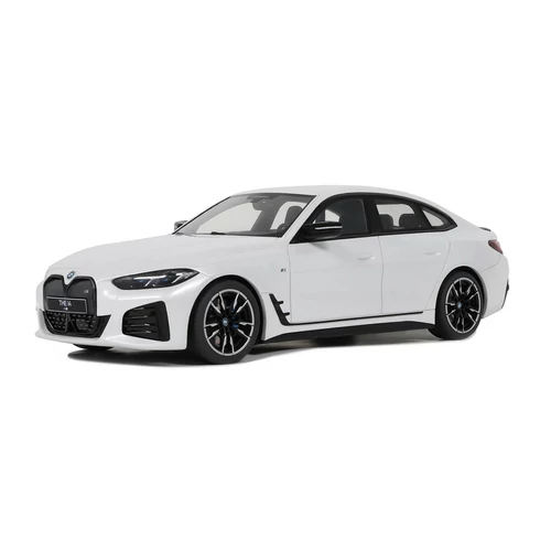 BMW I4 M50 Mineral fehér metál C6A 2021 modellautó 1:18