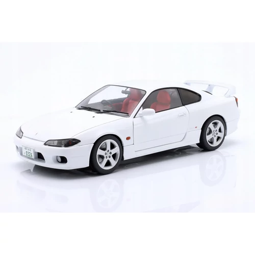 Nissan Silvia S15 Spec-R Aero Aspen fehér 1999 modellautó 1:18